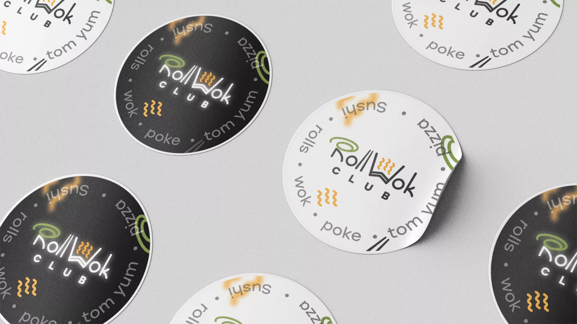 Разработка наклеек для суши-бара «Roll Wok Club» в Ивангороде