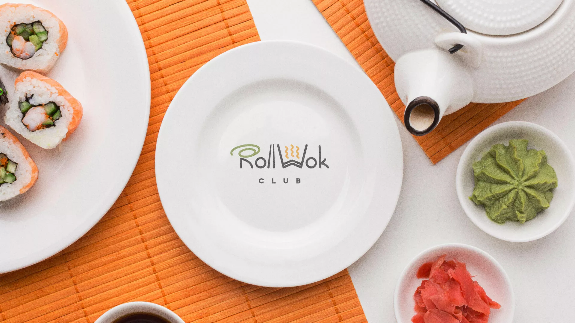 Разработка логотипа и фирменного стиля в Ивангороде для суши-бара «Roll Wok Club» Разработка логотипа и фирменного стиля в Ивангороде для суши-бара «Roll Wok Club»